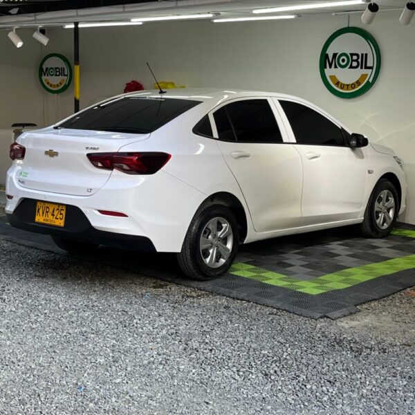 CHEVROLET ONIX LT MT 1.0CC 2023: imagen 7