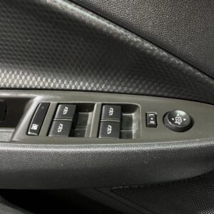 CHEVROLET ONIX LT MT 1.0CC 2023: imagen 11