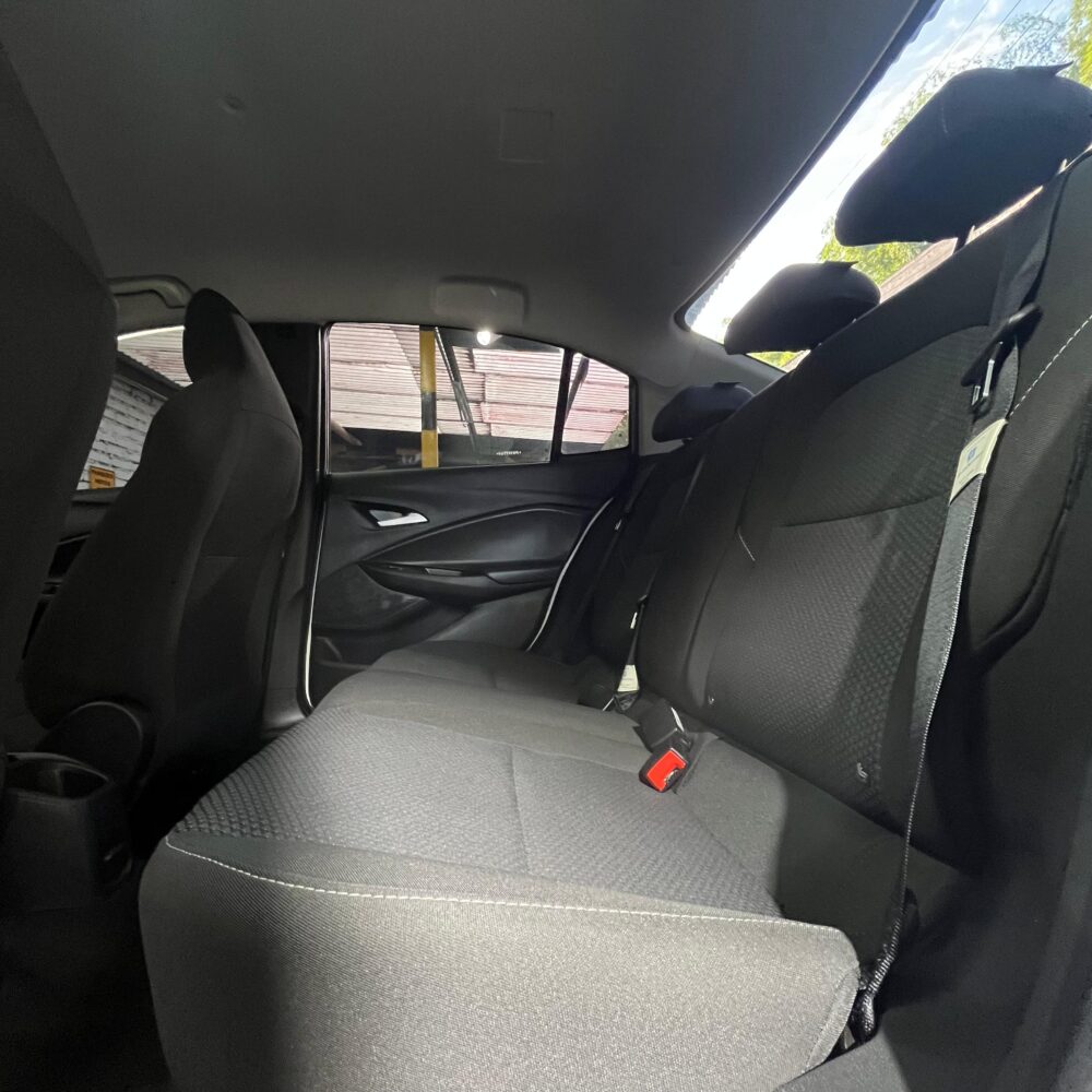 CHEVROLET ONIX LT MT 1.0CC 2023: imagen 18