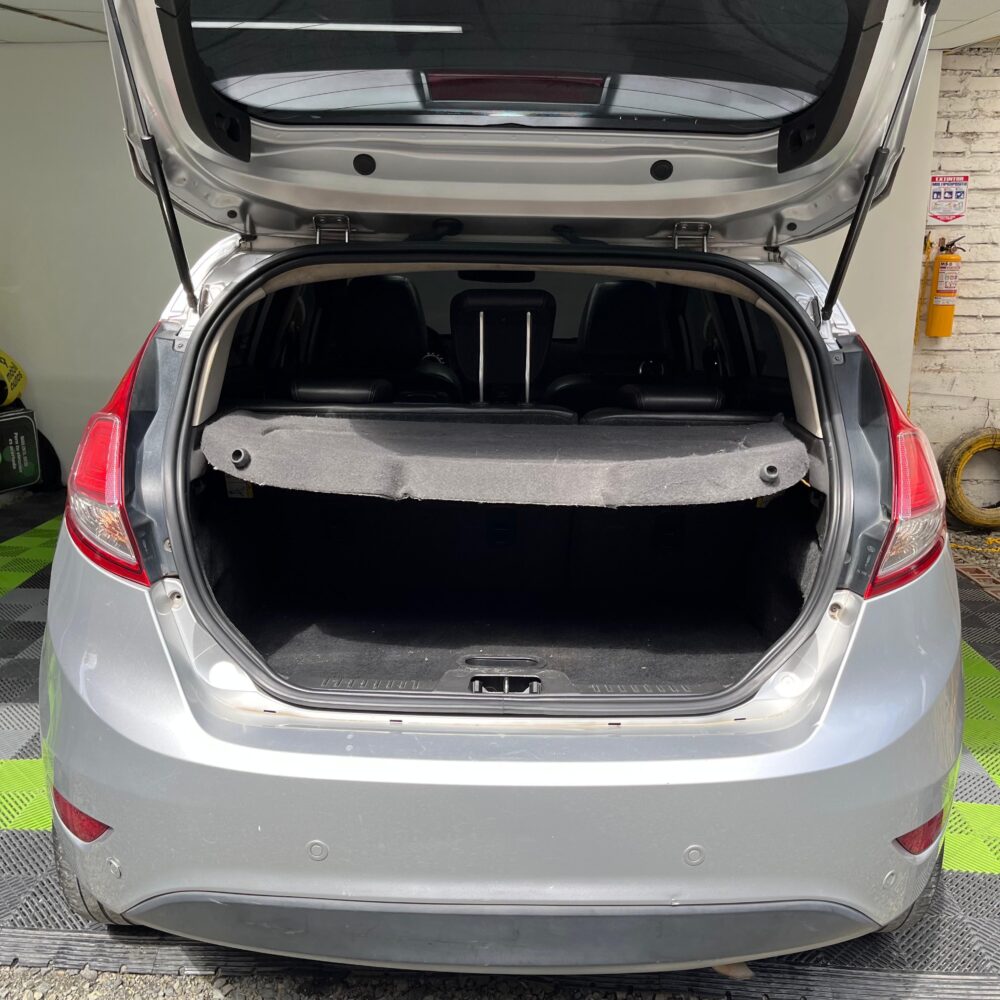FORD FIESTA HATCHBACK TITANIUM TP 1.6CC 2015**: imagen 19