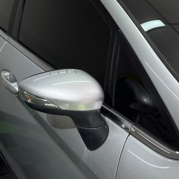 FORD FIESTA HATCHBACK TITANIUM TP 1.6CC 2015**: imagen 4