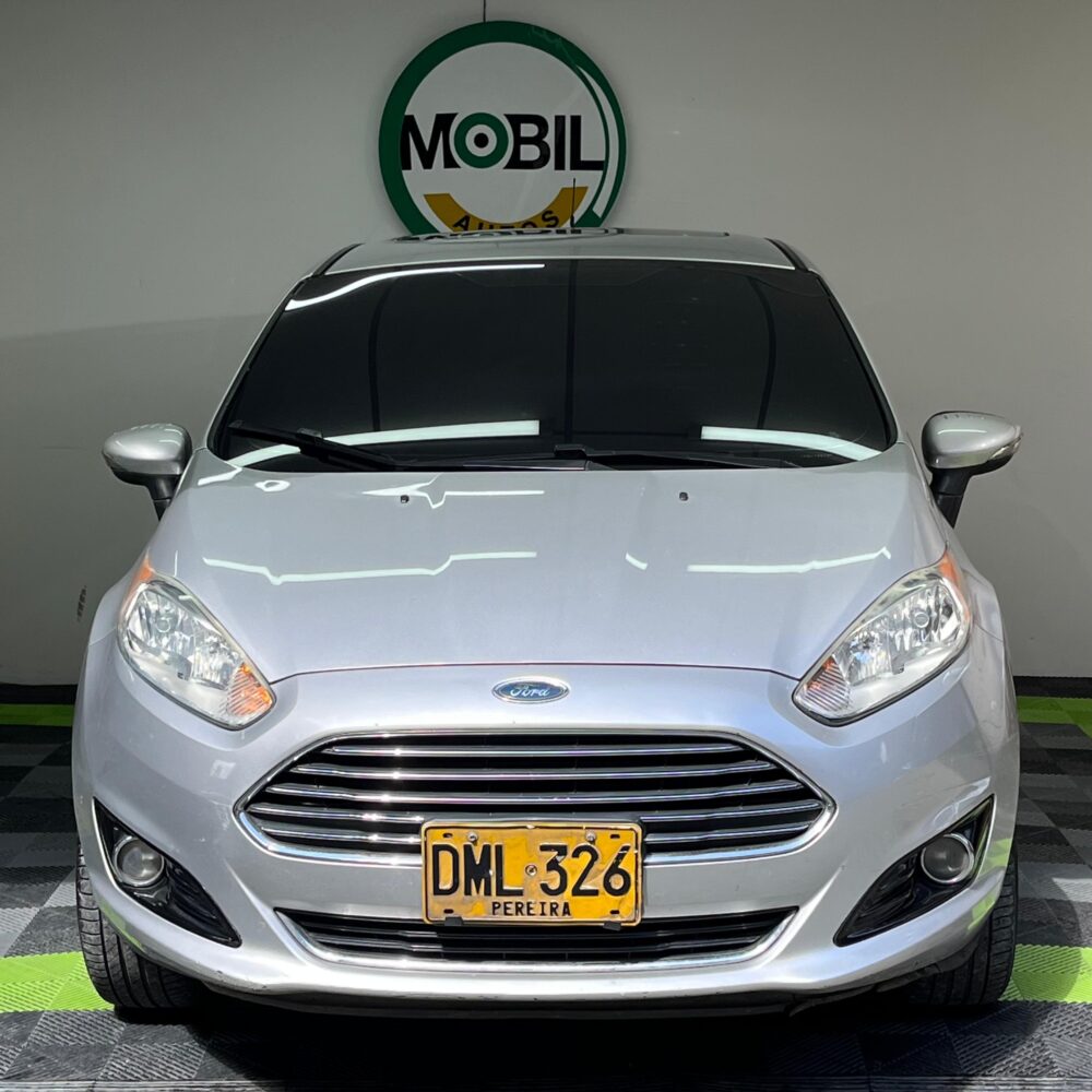 FORD FIESTA HATCHBACK TITANIUM TP 1.6CC 2015**: imagen 2