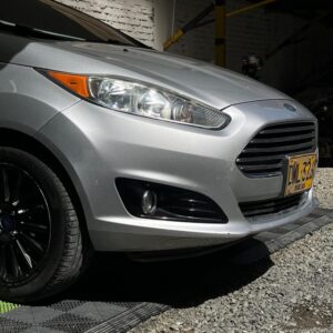 FORD FIESTA HATCHBACK TITANIUM TP 1.6CC 2015**: imagen 5
