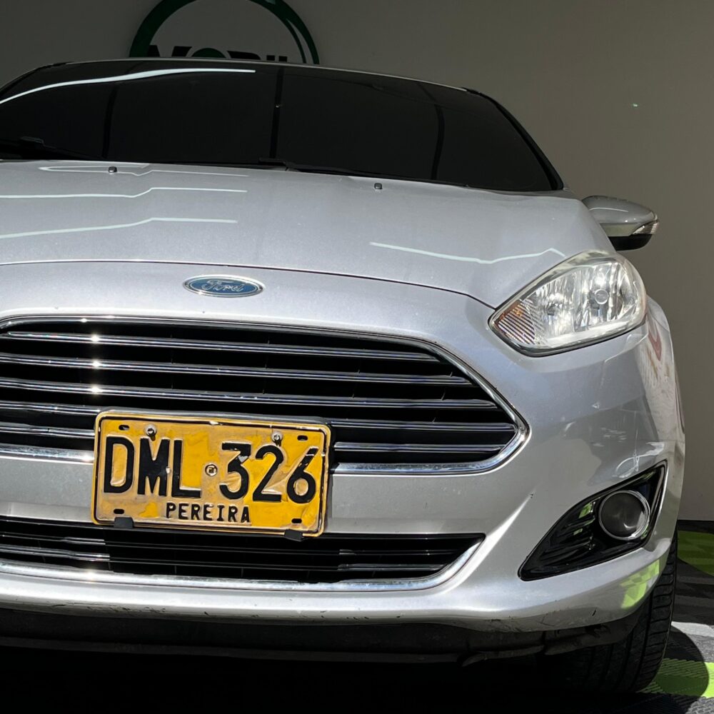 FORD FIESTA HATCHBACK TITANIUM TP 1.6CC 2015**: imagen 6