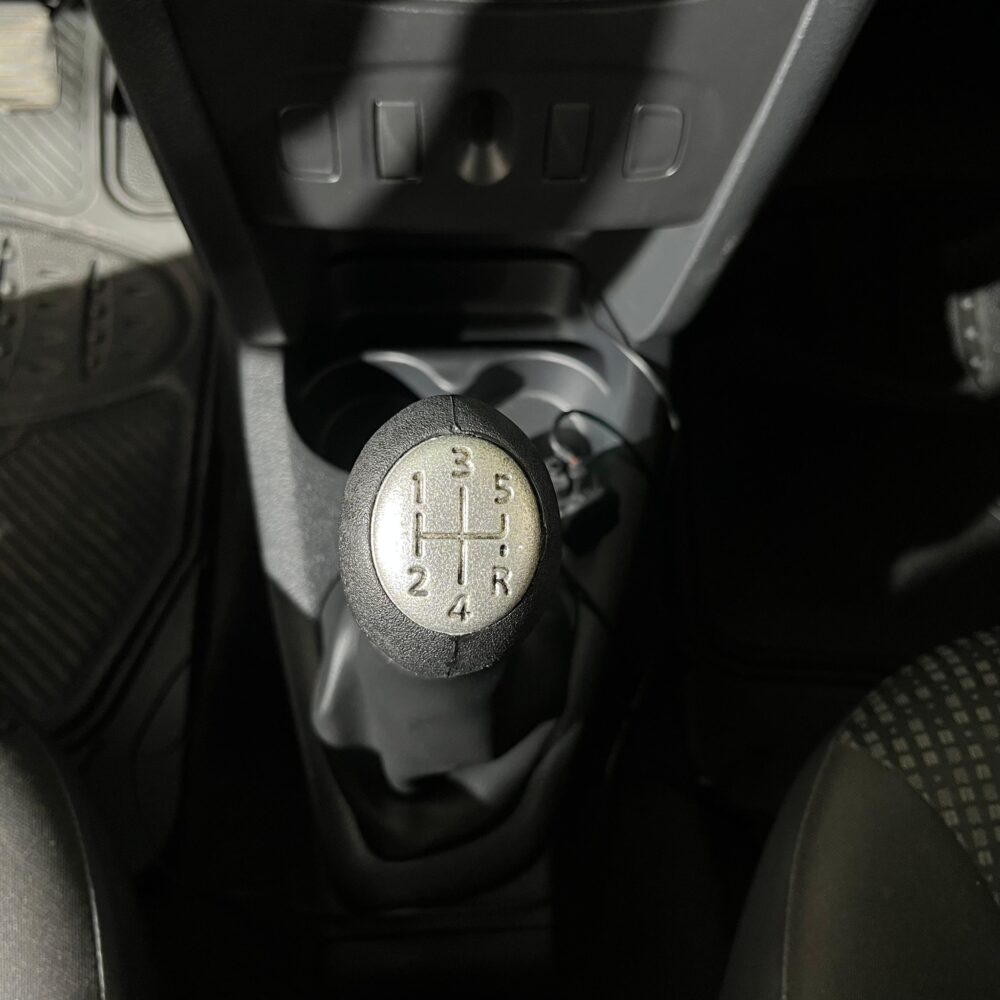  RENAULT LOGAN AUTHENTIQUE MT 1.6CC 2019**: imagen 14