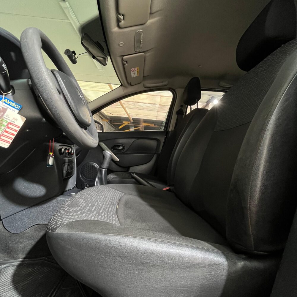  RENAULT LOGAN AUTHENTIQUE MT 1.6CC 2019**: imagen 17