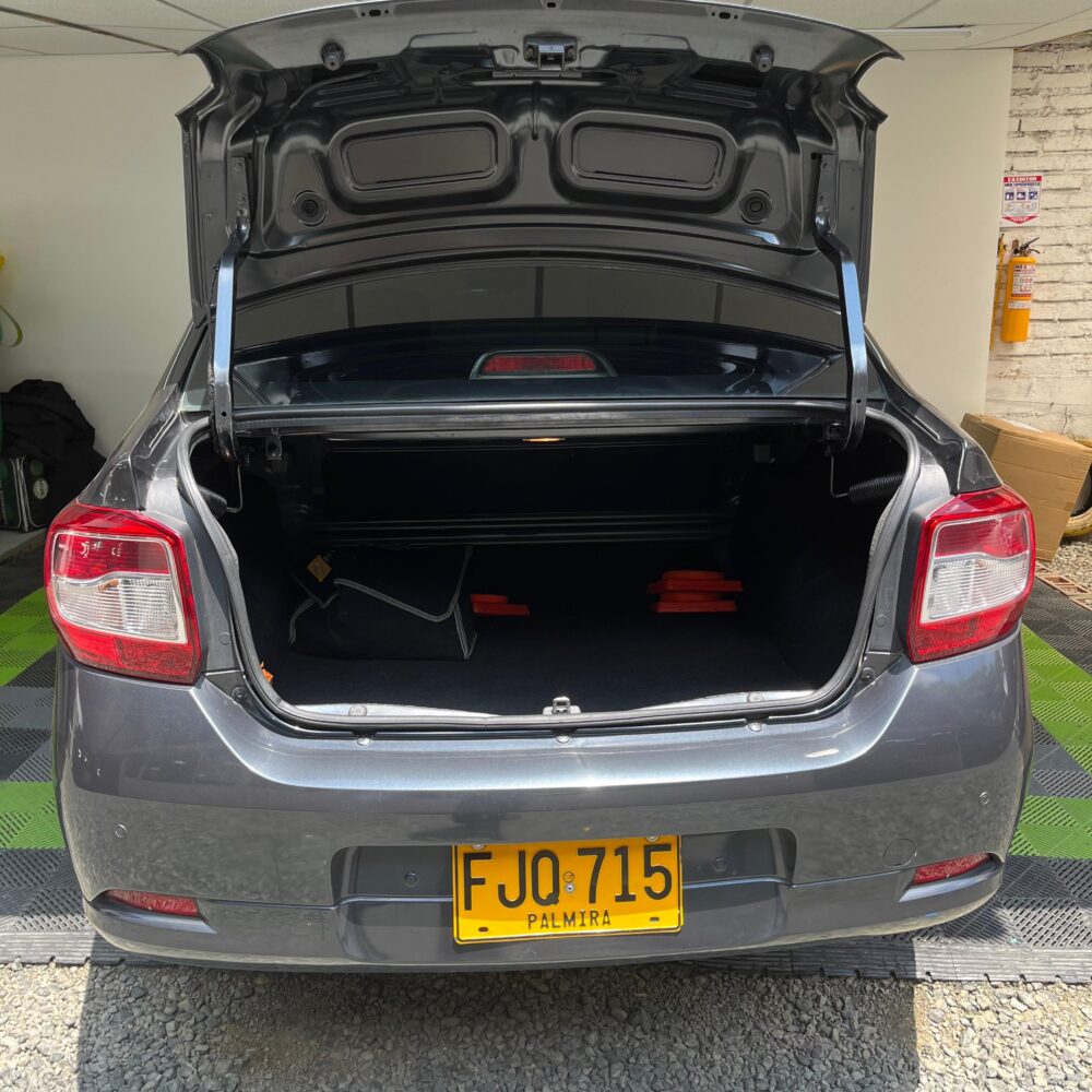  RENAULT LOGAN AUTHENTIQUE MT 1.6CC 2019**: imagen 19