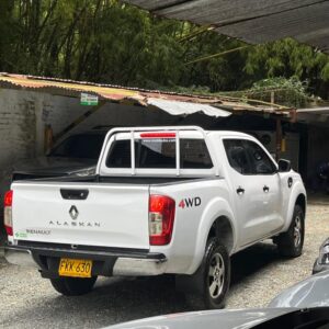 RENAULT ALASKAN CARGO MT 2.5CC TD 4X4 2020: imagen 7