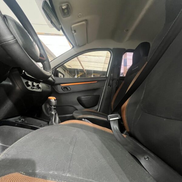 RENAULT KWID OUTSIDER MT 1.0CC 2022 : imagen 15