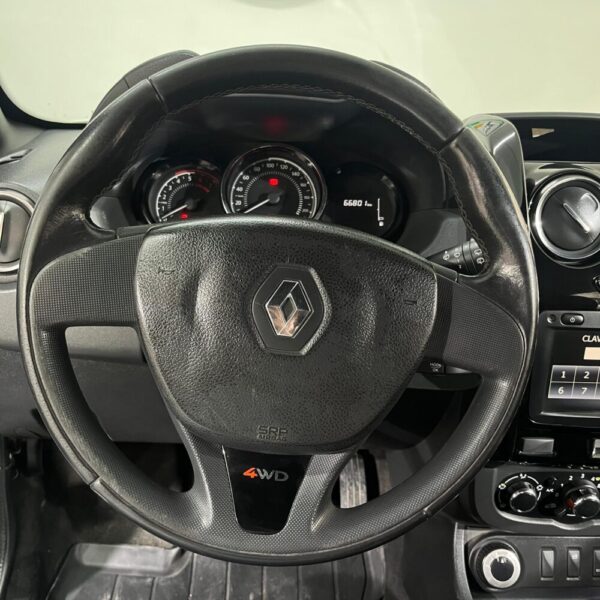 RENAULT DUSTER INTENS MT 2.0CC 4X4 2020: imagen 12