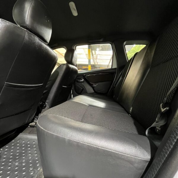 RENAULT DUSTER INTENS MT 2.0CC 4X4 2020: imagen 18