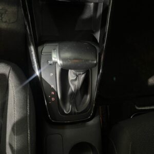 KIA RIO VIBRANT TP 1.4CC 2020** : imagen 14