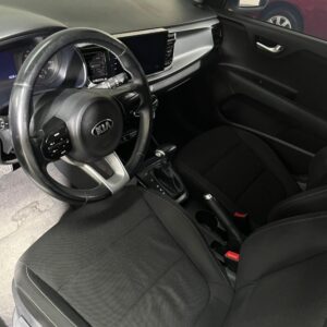 KIA RIO VIBRANT TP 1.4CC 2020** : imagen 15