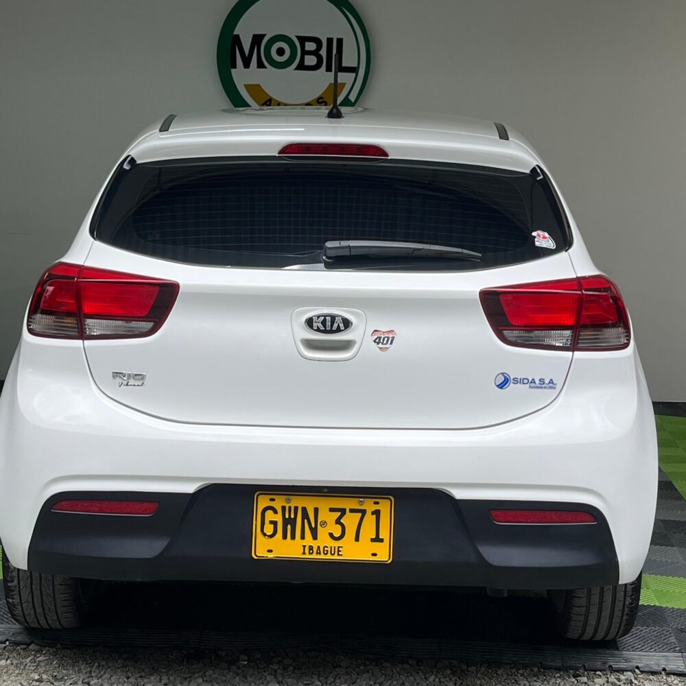 KIA RIO VIBRANT TP 1.4CC 2020** : imagen 8