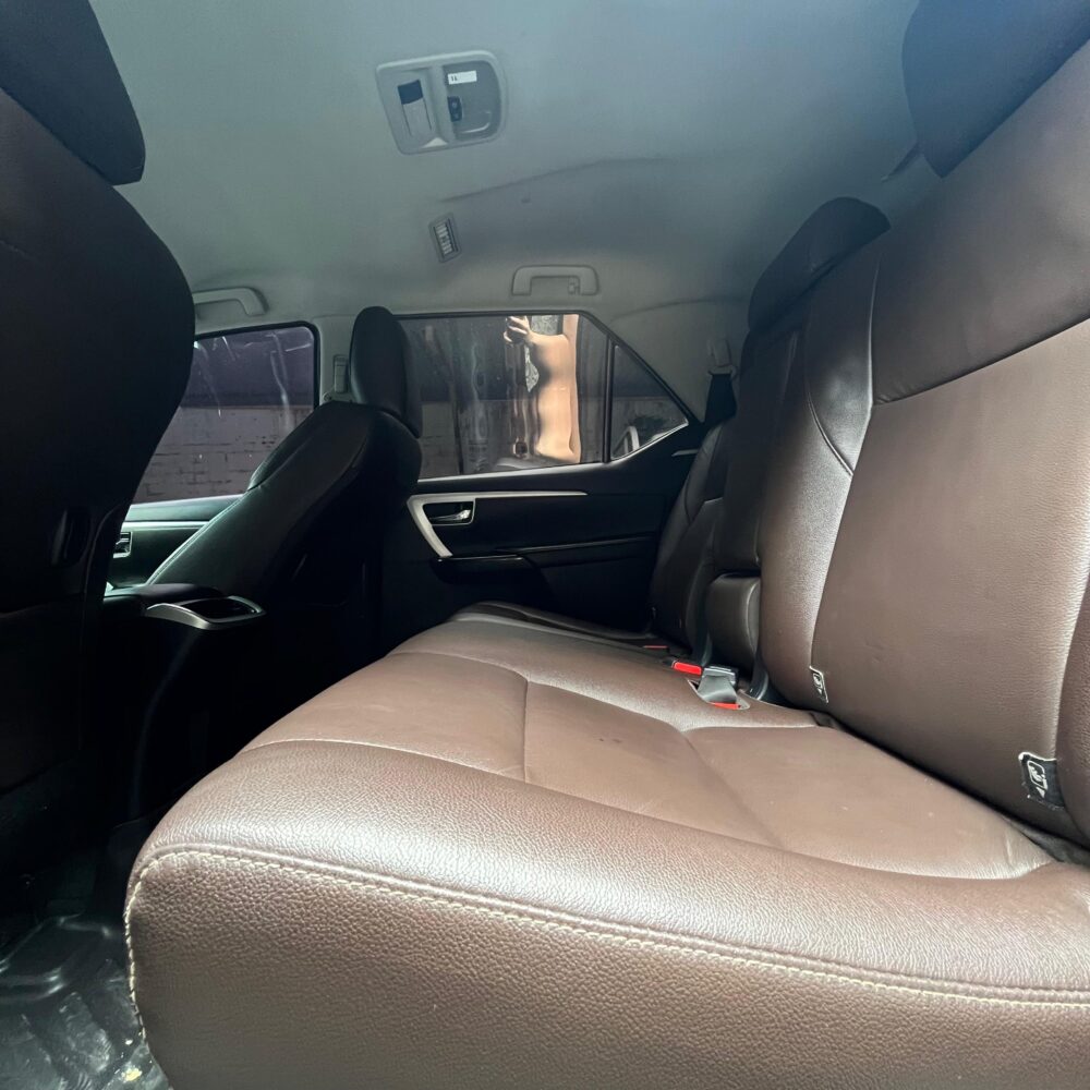 TOYOTA FORTUNER 2.8L SRV TP 2.8CC 4X4 2020: imagen 18