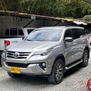 TOYOTA FORTUNER 2.8L SRV TP 2.8CC 4X4 2020