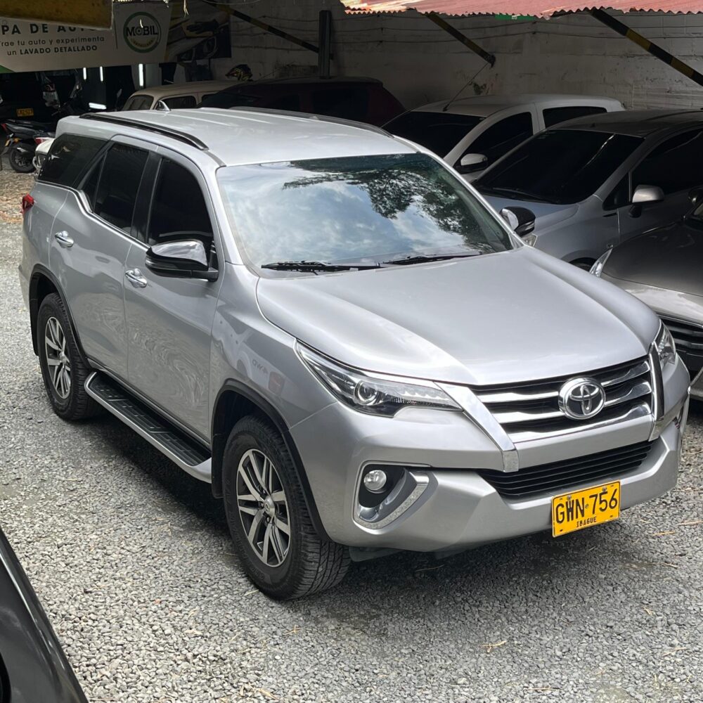 TOYOTA FORTUNER 2.8L SRV TP 2.8CC 4X4 2020: imagen 3