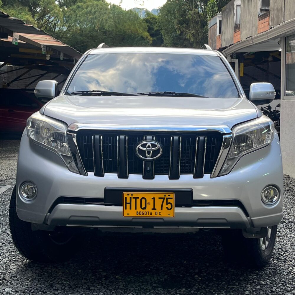 TOYOTA PRADO TX BLINDAJE 2 3.0CC 4X4 2014: imagen 2