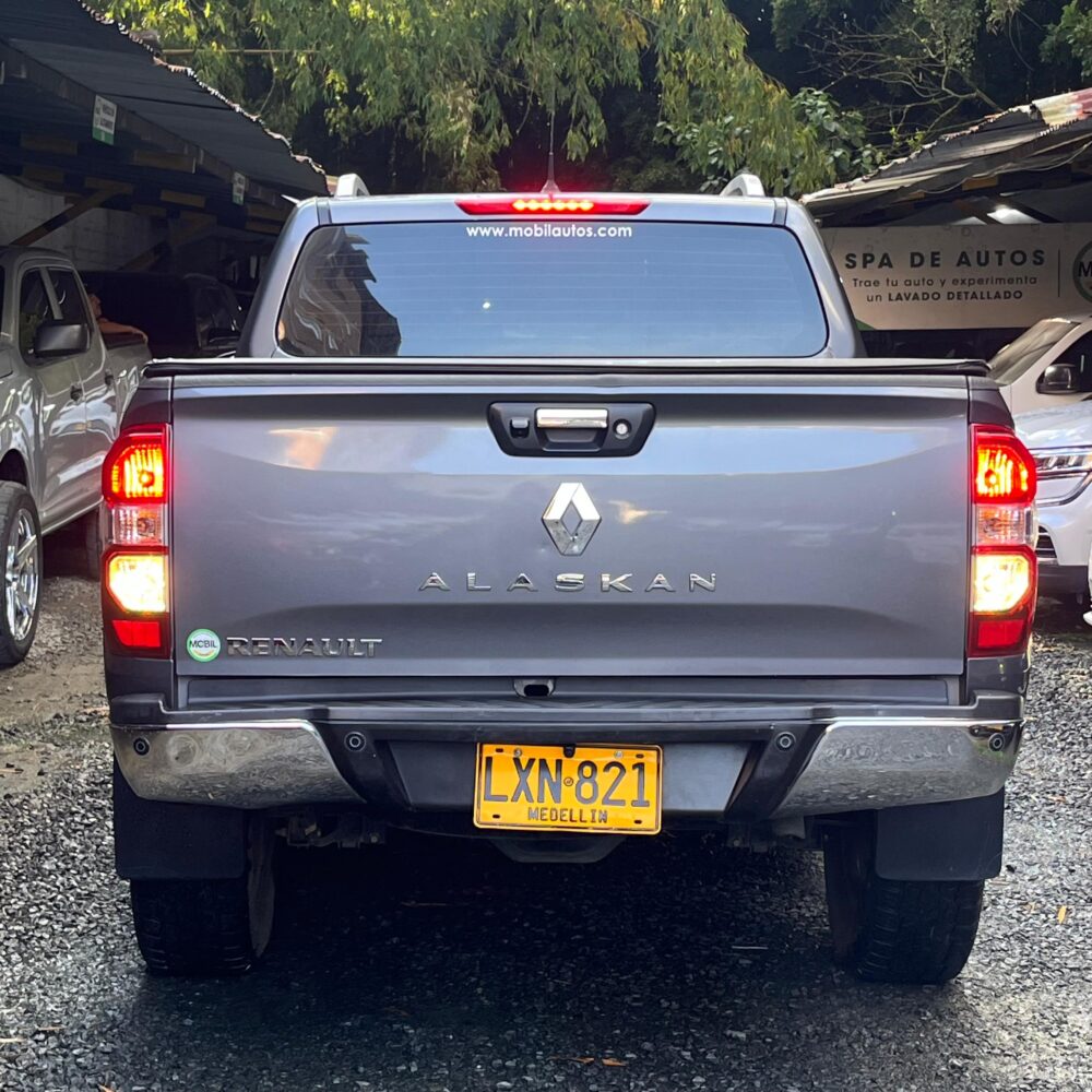 RENAULT ALASKAN INTENS AT 2.5CC 4X4 2023: imagen 8