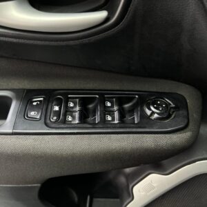 JEEP RENEGADE SPORT MT 1.8CC 2022: imagen 11