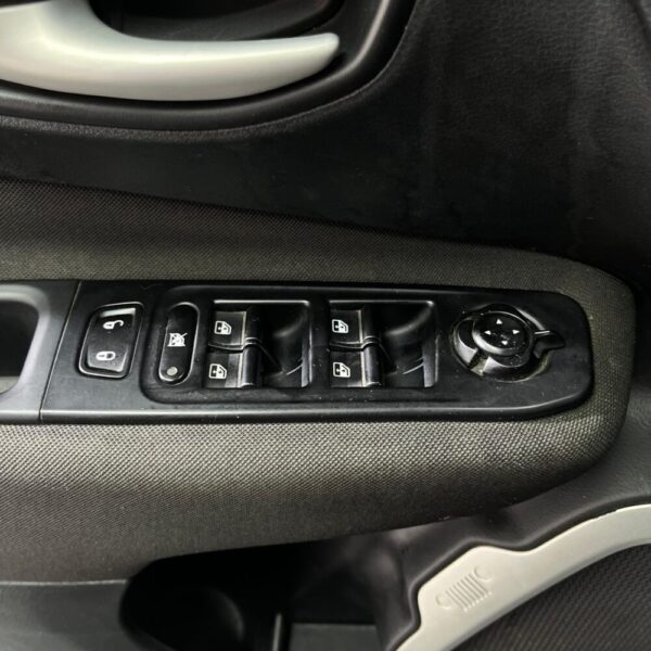 JEEP RENEGADE SPORT MT 1.8CC 2022: imagen 11