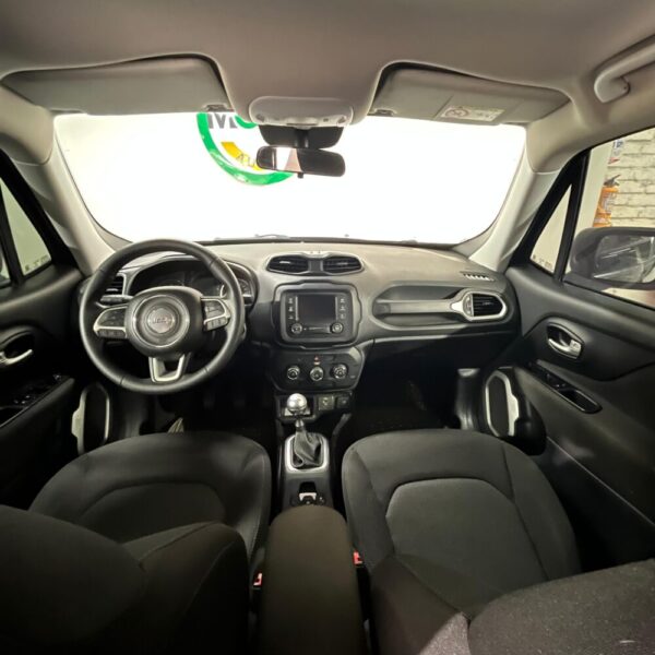 JEEP RENEGADE SPORT MT 1.8CC 2022: imagen 16