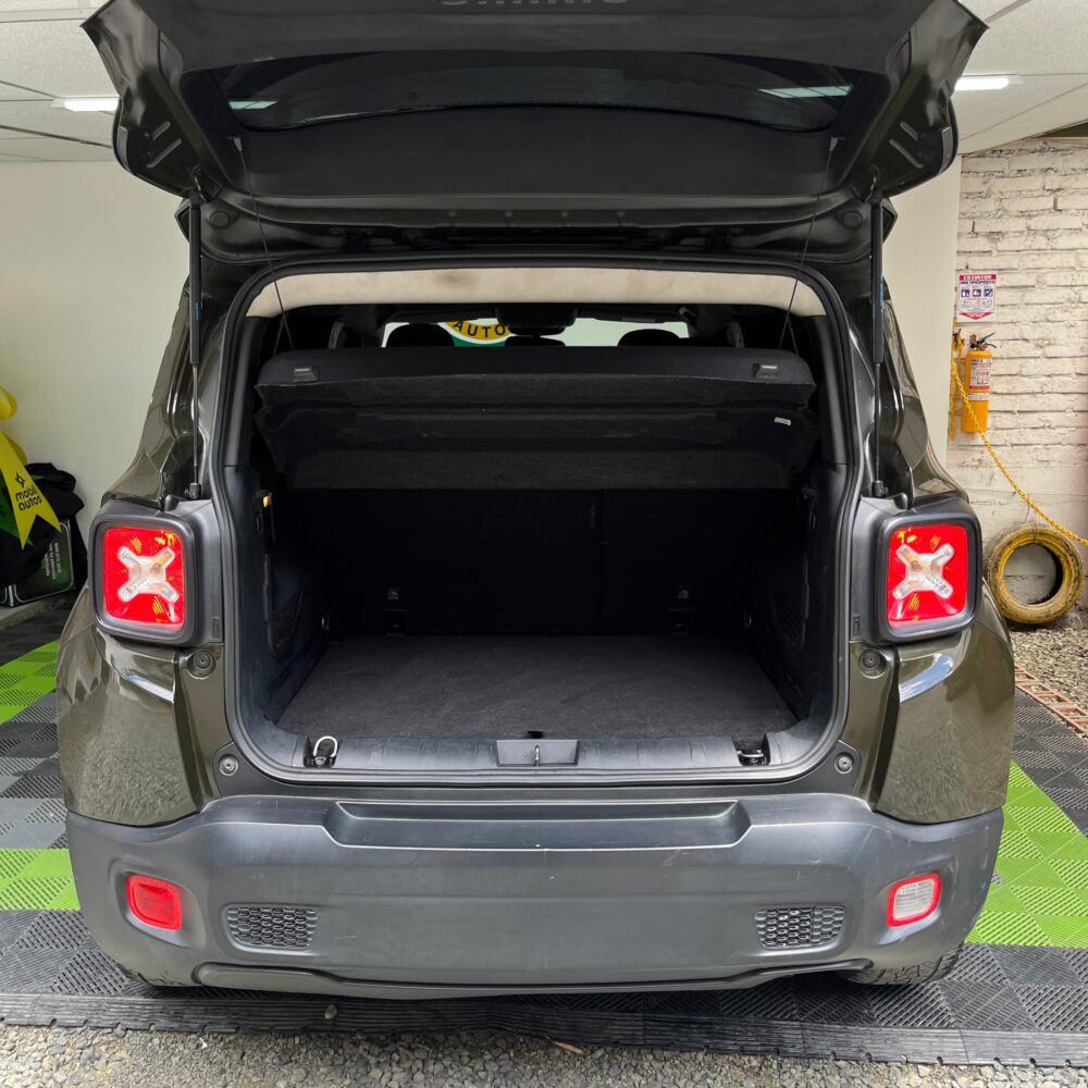 JEEP RENEGADE SPORT MT 1.8CC 2022: imagen 19