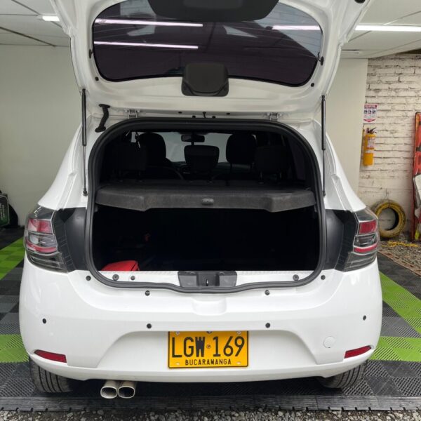 RENAULT SANDERO LIFE + MT 1.6CC 2023: imagen 19