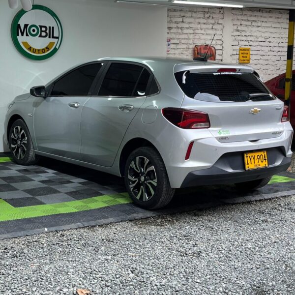 CHEVROLET ONIX PREMIER TP 1.0CC 2023: imagen 9