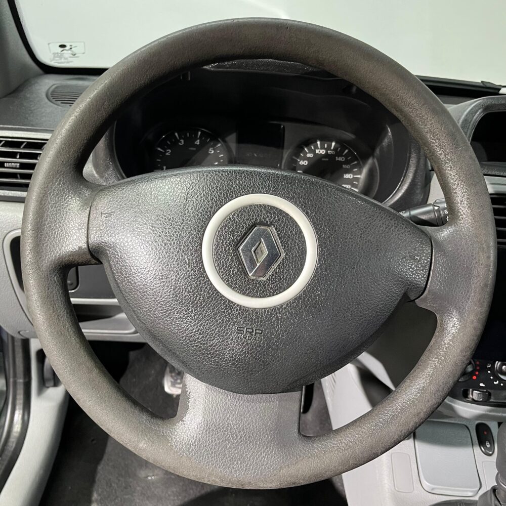 RENAULT CLIO III STYLE CA MT 1.2CC 2017 : imagen 12