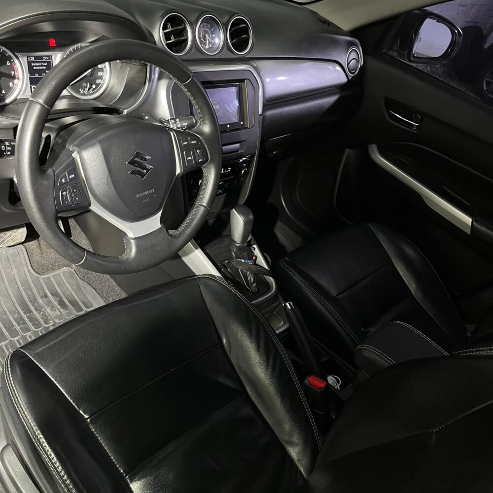 SUZUKI VITARA GL AT 1.6CC 4X2 2017**: imagen 15