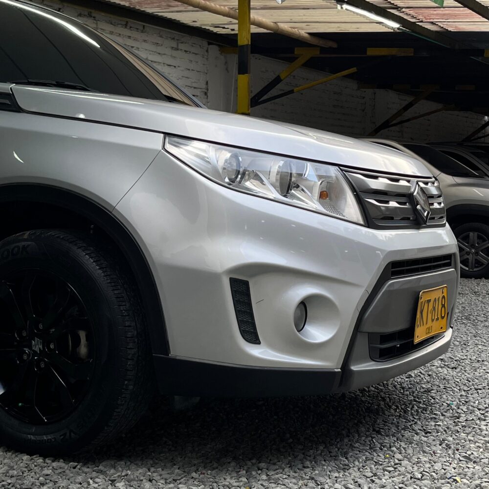 SUZUKI VITARA GL AT 1.6CC 4X2 2017**: imagen 5