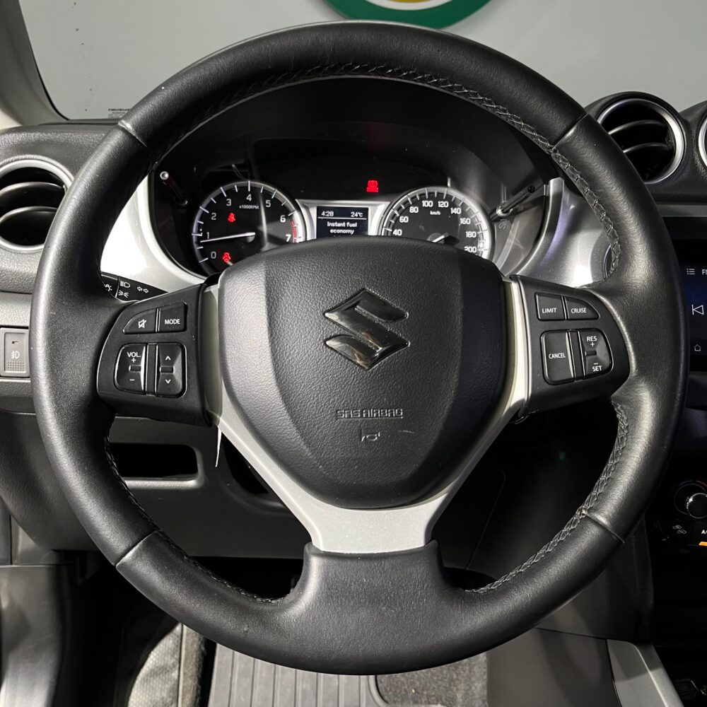 SUZUKI VITARA GL AT 1.6CC 4X2 2017**: imagen 12