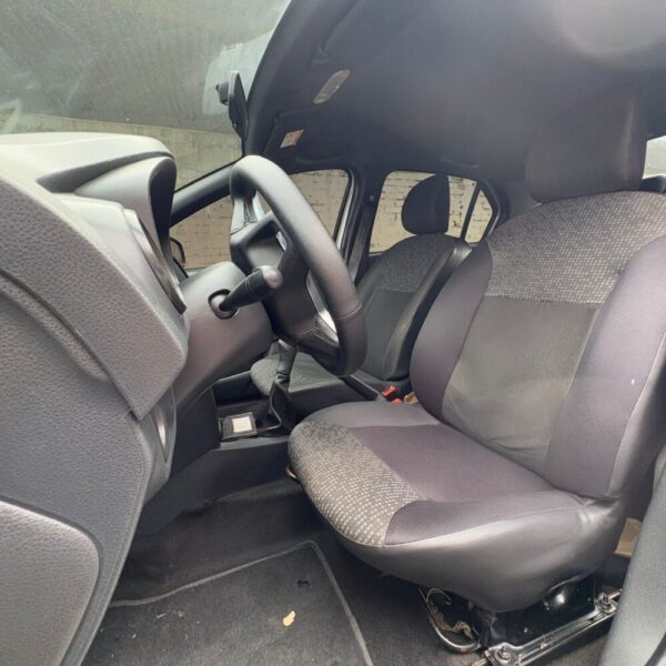 RENAULT LOGAN LIFE MT 1.6CC 2021 : imagen 11