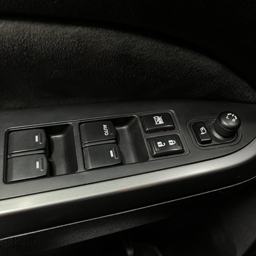 SUZUKI VITARA GLX + ALL GRIP AT 1.4CC 2021**: imagen 11