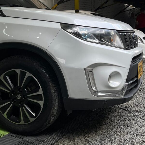 SUZUKI VITARA GLX + ALL GRIP AT 1.4CC 2021**: imagen 5