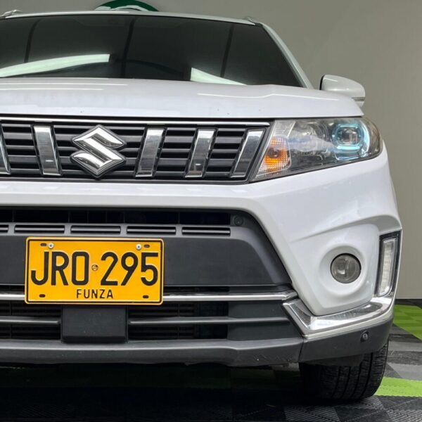 SUZUKI VITARA GLX + ALL GRIP AT 1.4CC 2021**: imagen 6