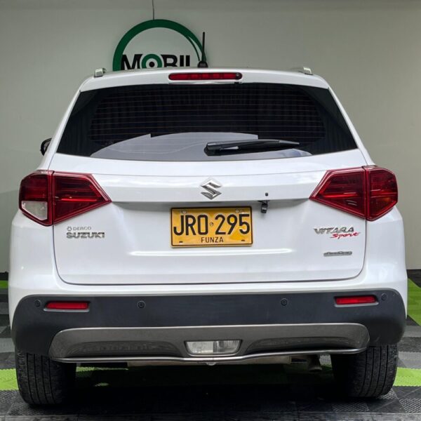 SUZUKI VITARA GLX + ALL GRIP AT 1.4CC 2021**: imagen 8