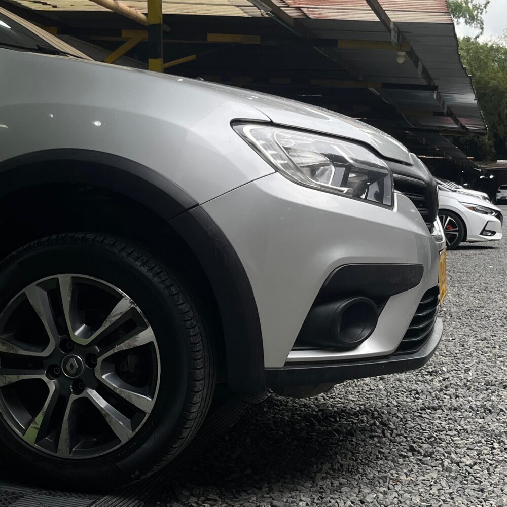 RENAULT LOGAN INTENS TP 1.6CC 2022: imagen 5