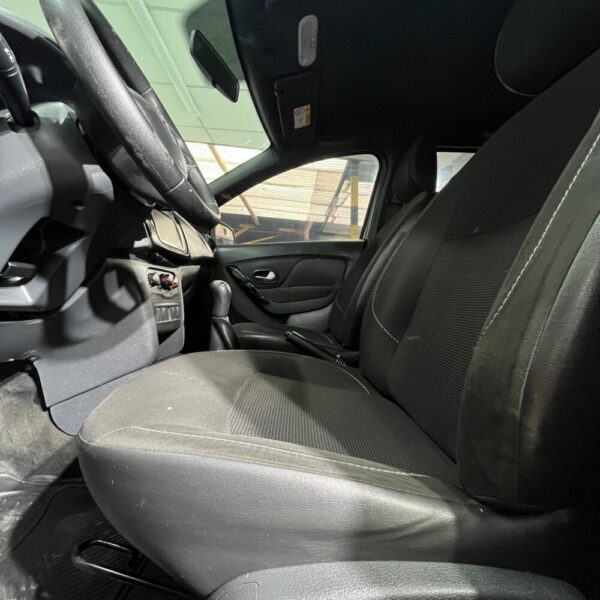 RENAULT LOGAN LIFE + MT 1.6CC 2022: imagen 17