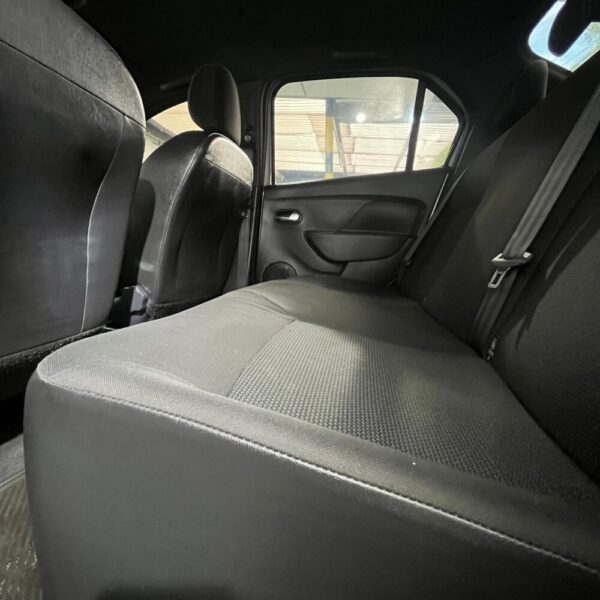 RENAULT LOGAN LIFE + MT 1.6CC 2022: imagen 18