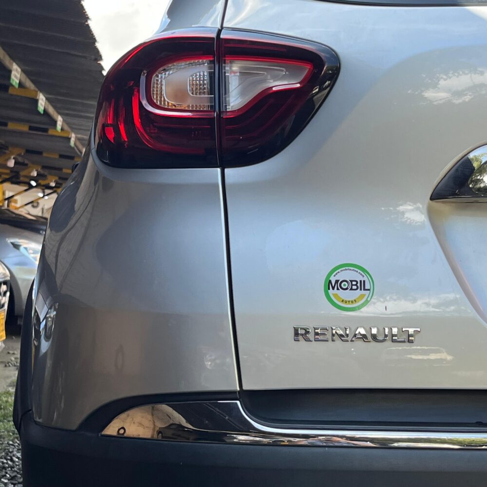 RENAULT CAPTUR INTENS TP 2.0CC 2019**: imagen 9