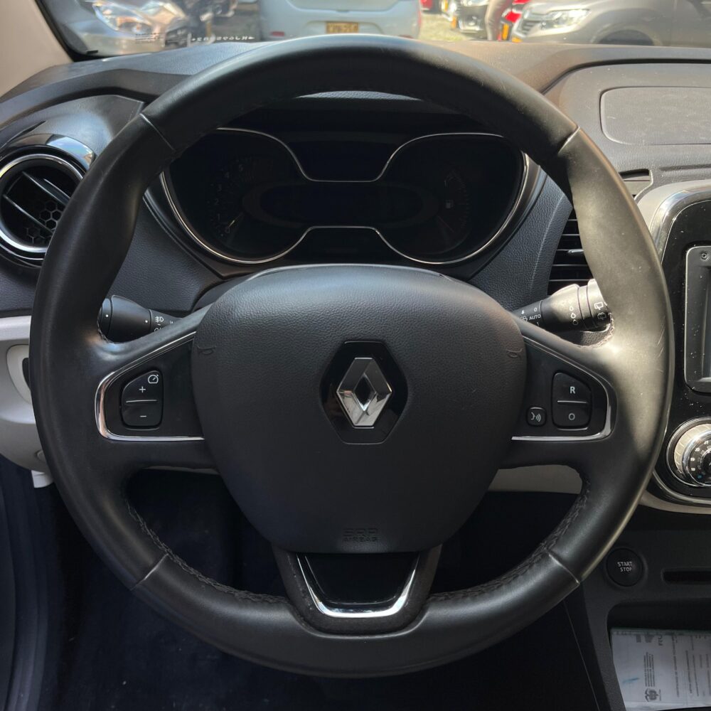 RENAULT CAPTUR INTENS TP 2.0CC 2019**: imagen 11