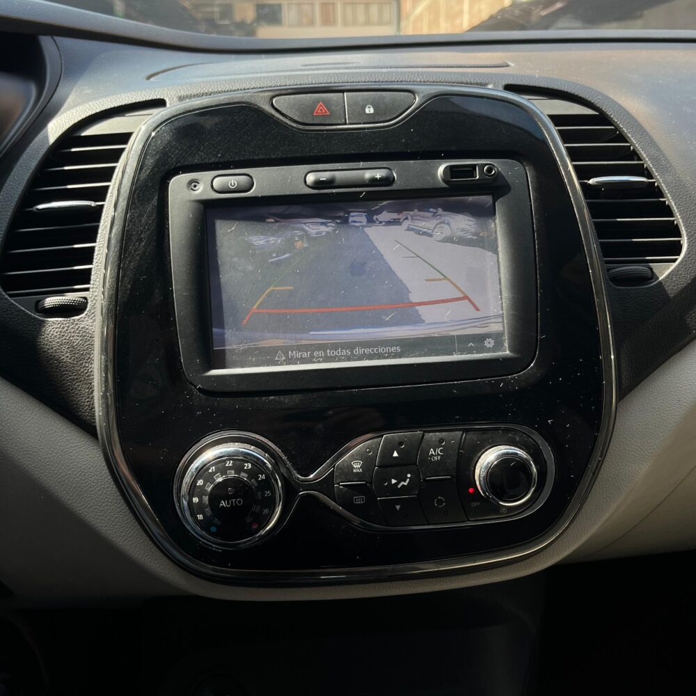 RENAULT CAPTUR INTENS TP 2.0CC 2019**: imagen 12
