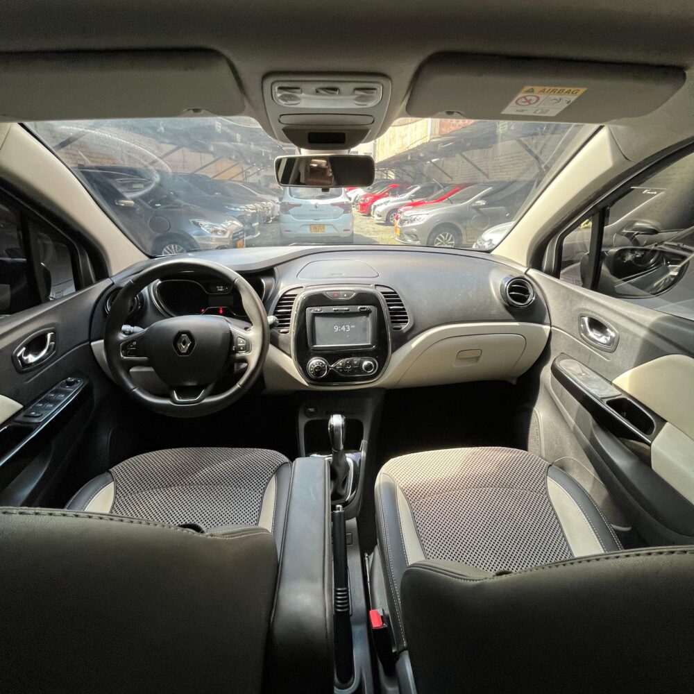 RENAULT CAPTUR INTENS TP 2.0CC 2019**: imagen 15