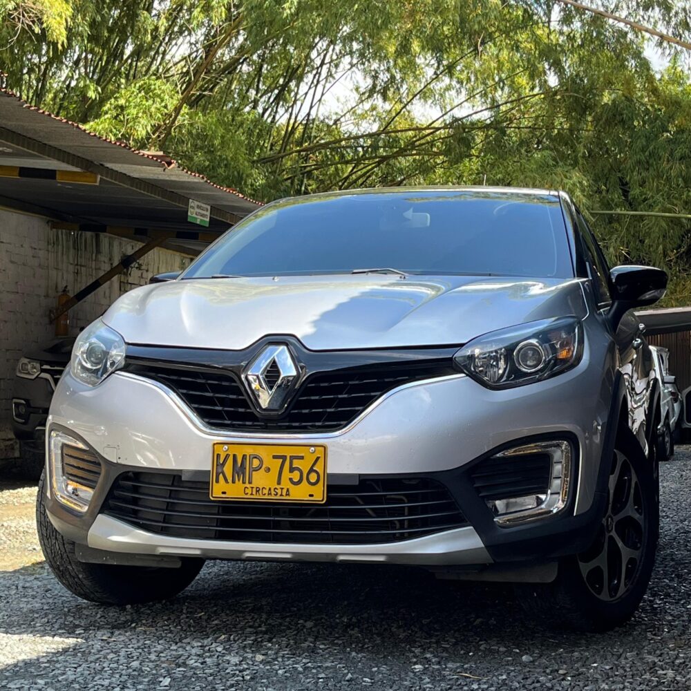 RENAULT CAPTUR INTENS TP 2.0CC 2019**: imagen 1