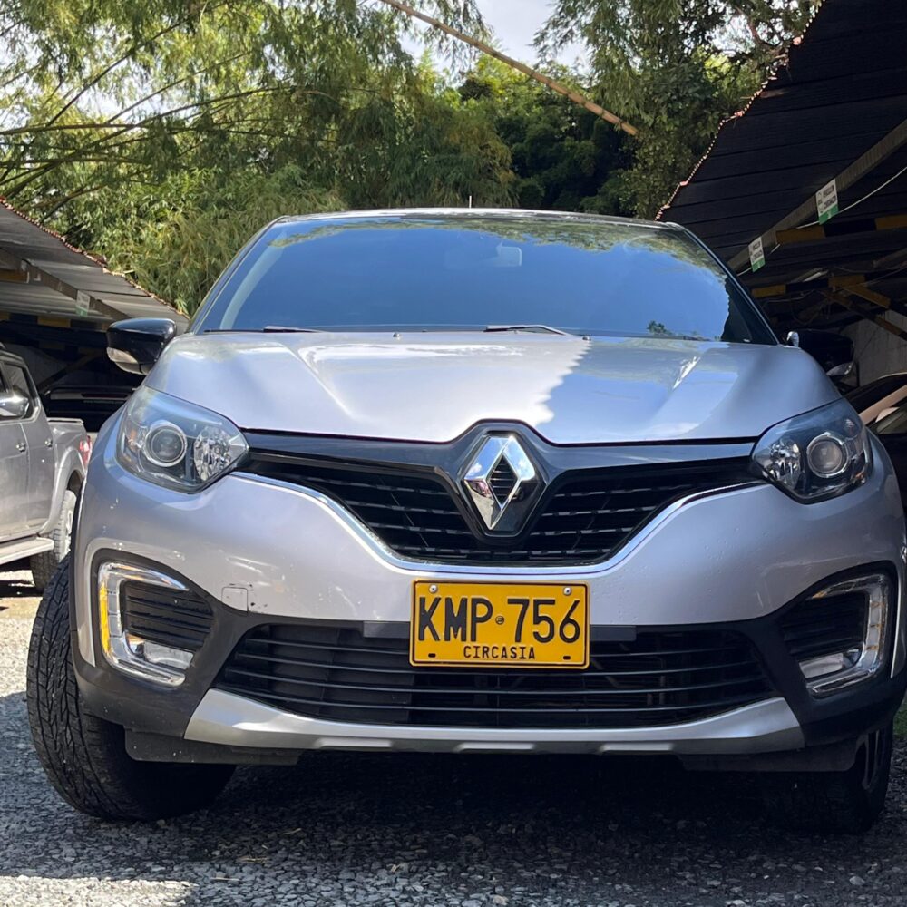 RENAULT CAPTUR INTENS TP 2.0CC 2019**: imagen 2
