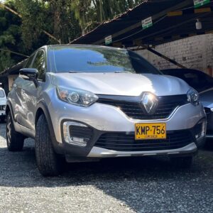 RENAULT CAPTUR INTENS TP 2.0CC 2019**: imagen 3