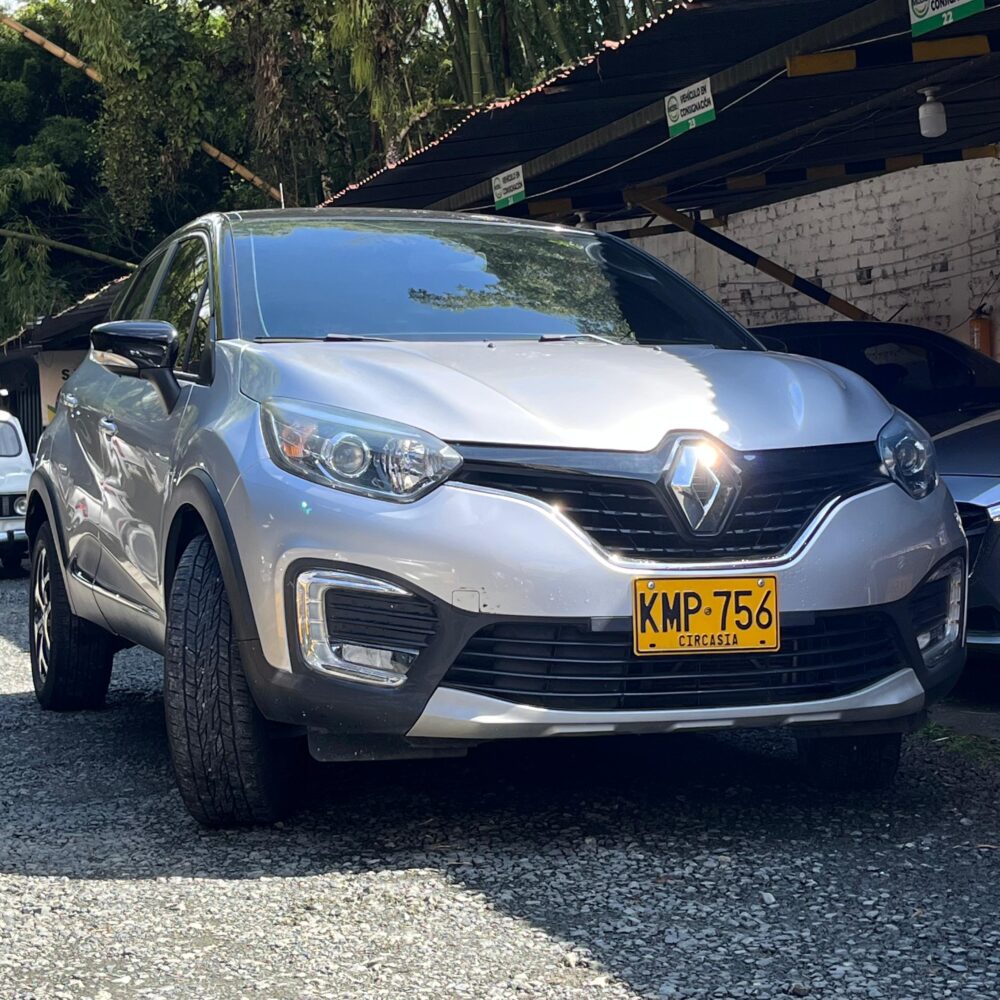 RENAULT CAPTUR INTENS TP 2.0CC 2019**: imagen 3