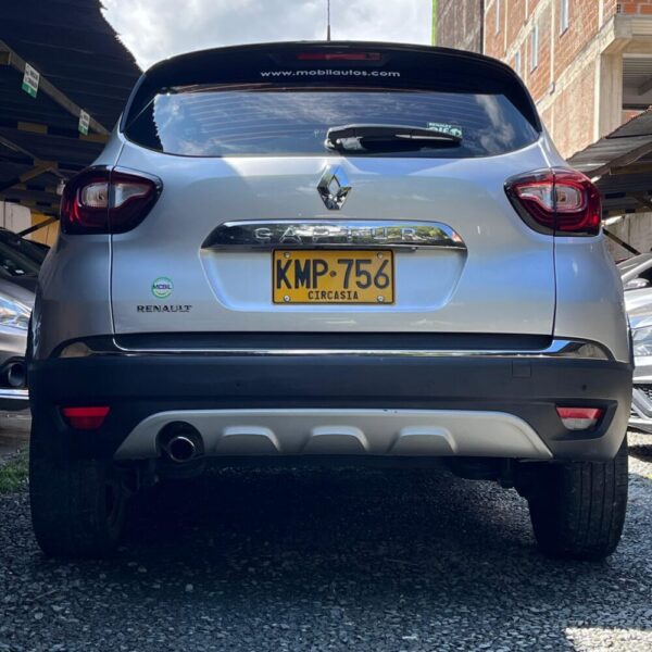 RENAULT CAPTUR INTENS TP 2.0CC 2019**: imagen 7